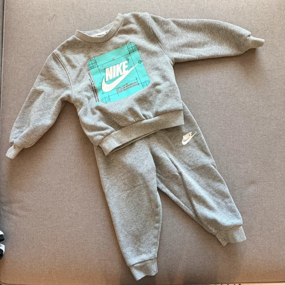 Nike Boys Jogger Set
